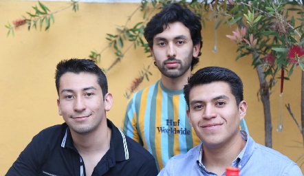  Héctor Vázquez, Sebastián Agoitia y Diego Campero.