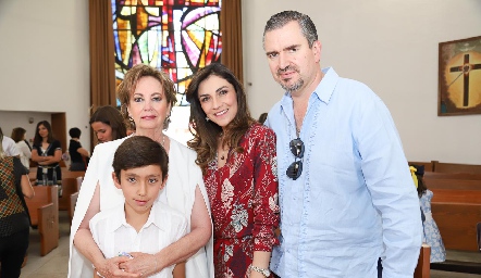  María del Carmen Reynoso, Ale Dip, Mario Güemes y Mateo Conde.