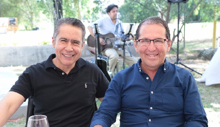  Héctor Hinojosa y Edgar Alarcón.