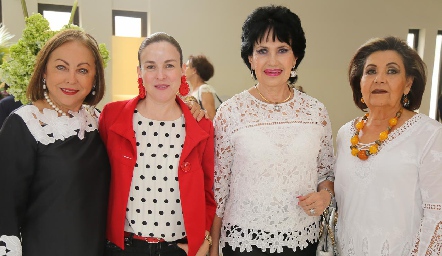 Rebeca Konishi, Diana Guel, Lucy Stahl y Lula Hernández.