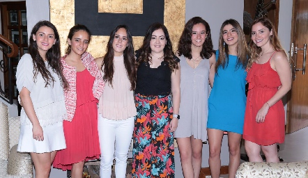  Vicky Álvarez, Isa Torres, Claudia Antunes, Gaby Román, Ana Fer Duarte, Ana Sofi Muñiz y Cristy Ramos.