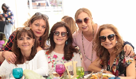  Ana Elena Minondo, Daniela Minondo, Patricia Silos, Fernanda Río y Beatriz Rangel.