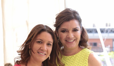  Mayra e Hilda Rodríguez Padrón.