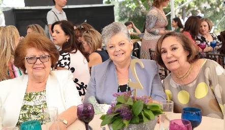  Hilda Padrón, Martha Lozano de Malo y María Elena Ramírez.