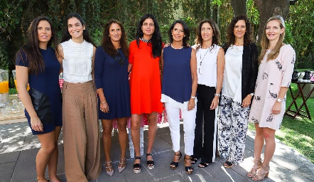  Daniela de la Fuente, Ale Maurer, Marcela, Fer, Alejandra y Magdalena Gómez, Dolores Hernández e Isa Marti.