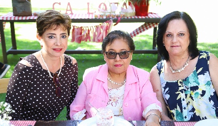  Samira Mustre, Yoya Jiménez y Melissa Gómez.
