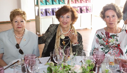  Bertha Rodríguez, Gabriela Espinosa y Lourdes Allende.