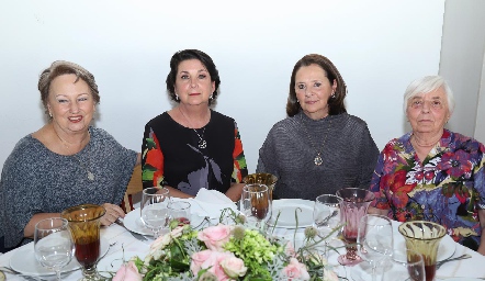  Marcela Gómez, Yolanda Cardona, Patricia Sanders y Bertha Galán.