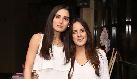  Mariana Rodríguez y Claudia Antunes.