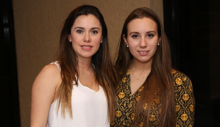  Fernanda Pérez y Paty Dantuñano.
