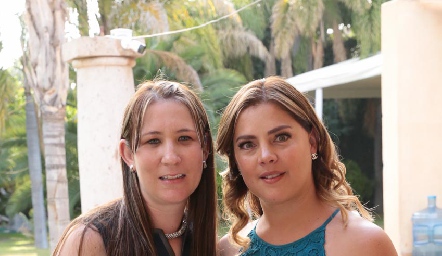  Lucía Rodríguez y Silvia Garza.