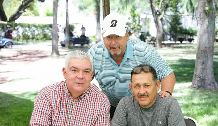  Federico Mendizábal, Patricio Mendizábal y Roberto Zapata.