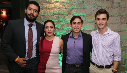  Eduardo Armadillo, Montse Contreras, Iram Contreras y Luis Manzo.