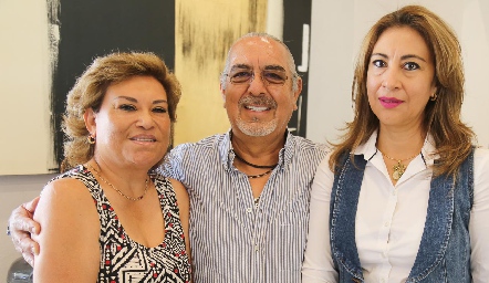  Lupita Romero, Jaime Solís y Arlette Picazzo.