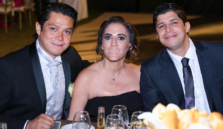  Rubén, Yaneth y Ricardo Carrillo.