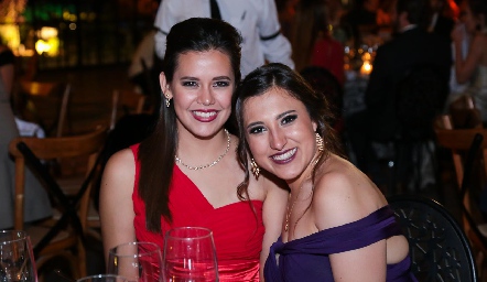  Mariana Biagi y Ana Luisa Hernández.