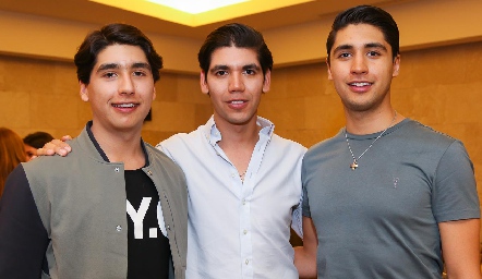  Miguel, Rafa y Andrés Tobías.