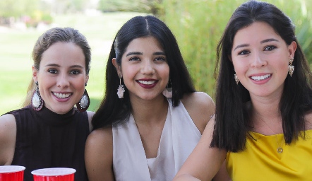  Ana Lu Esparza, Isabel Maza y Montse Del Valle.