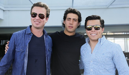  Francisco Villanueva, Gabriel Torres y Lisandro Bravo.