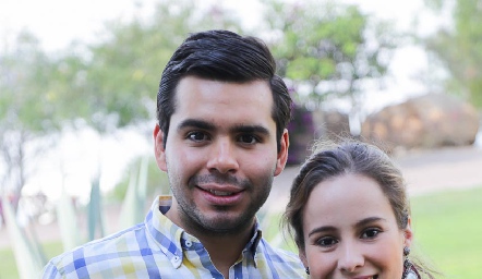  Rodrigo Pérez y Ana Lu Esparza.