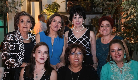  Lula Hernández, Mónica Alcalde, Lucy Stahl, Adela Martínez, Diana Guel, Carmelita Vázquez y Silvia Esparza.