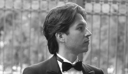  Mauricio Dibildox.