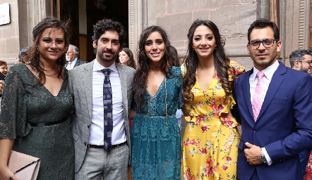  Lorena Madrigal, Mauricio Abularach, Dany Lavín, Isa Villanueva y Arturo Hernández .
