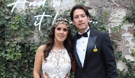  Claudia Antunes y Mauricio Dibildox.