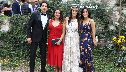  Mauricio Dibildox, Benda Puga, Claudia Antunes y Maribel Rodríguez.