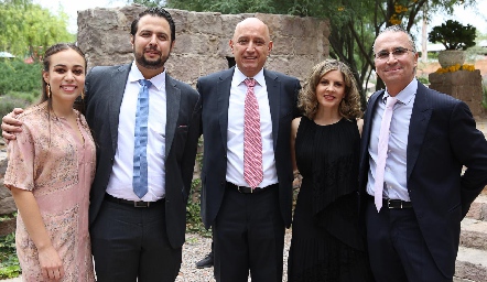  En la boda de Mauricio y Claudia.