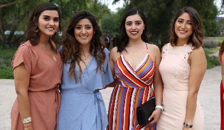  Bárbara Paredes, Pily Villanueva, Sofía Faz y Marce Villarreal.