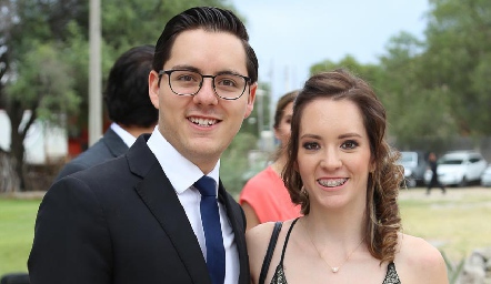  Juan Pablo Gómez y Genoveva Gómez.