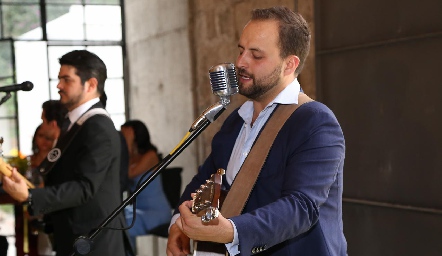  Juan José Dibildox.