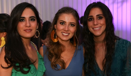  Mariana Rodríguez, Elizabeth Treviño y Dany Lavín.
