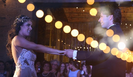  Claudia Antunes y Mauricio Dibildox.