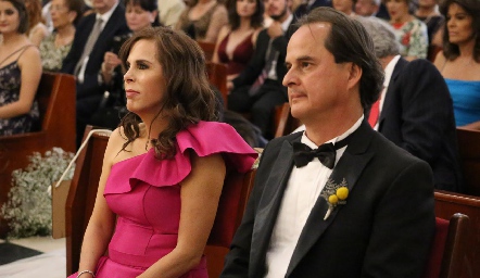  Claudia Castro de la Maza y Raúl Antunes.