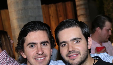  Memo Gómez y Mauricio Mahbub.
