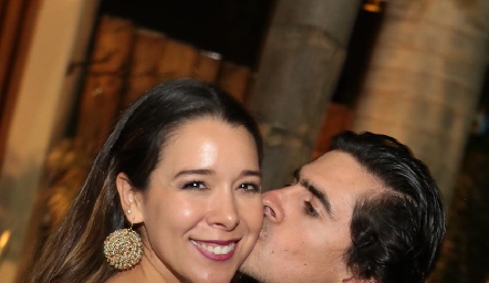  Michelle Cano y Memo Gómez.