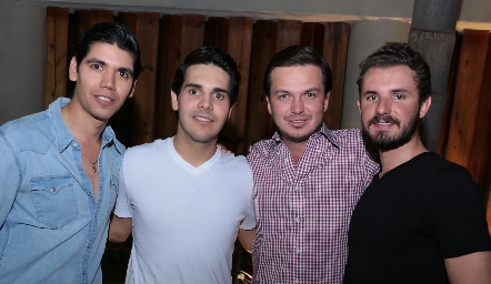  Rafael Tobías, Mauricio Tobías, Fran Villanueva y Jorge Hernández.
