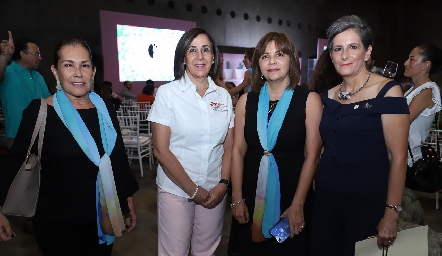  Lourdes Gómez, Lorena Valle, Laura Autrique y Ana Abascal.