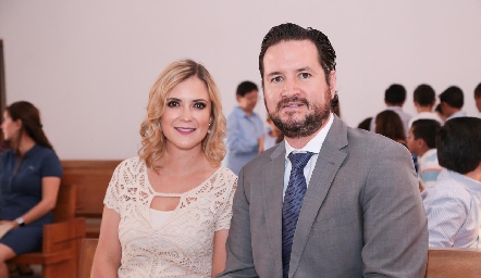  Los padrinos, Sandra Pérez y Héctor Vázquez.