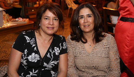  Luz Gabriela González y Sandra Galván.