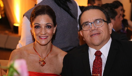  Miriam Sandoval y Jesús Medina.