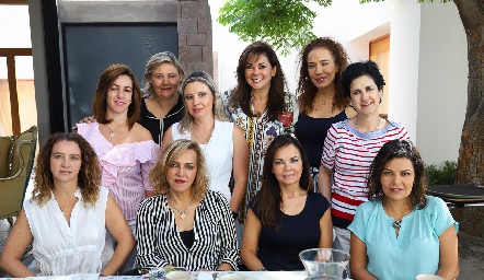  Alejandra Ávila, Aurora García, Carla Saucedo, Elia Padilla, Lorena Herrera, Martha Eugui, Karina Navarro, Mimí Hinojosa, Elsa Tamez y KikisFernández.