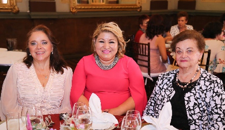  Gabriela Meade, Heidi Ruiz y Laura del Castillo.