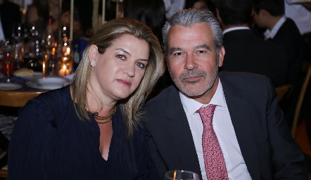 Mary Carmen Pizzuto y Jerónimo Gómez.