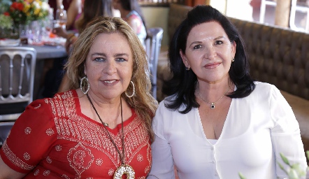  Luz Elena Solana y Laura Solis.