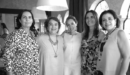  Teresa del Pozo, Elisa Robles, María Elena Ávila, Alejandra Martínez y Guadalupe González.