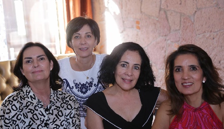  Teresa del Pozo, Gaby Alcalde, Concha Quilatán y Karina Santoscoy.