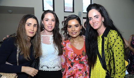  Lourdes Orozco, Mónica, Lorena Torres y Gaby Herrán.